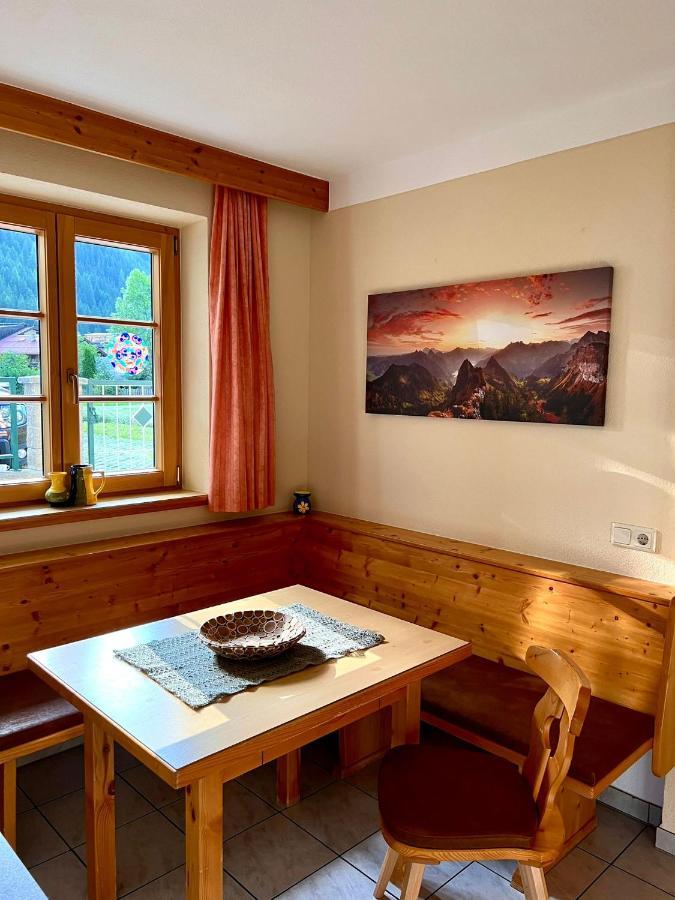 Appartamento Apart Onkl Sankt Leonhard im Pitztal Esterno foto